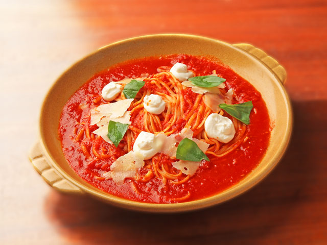 ''Salsa de tomate con queso crema'' que puedes disfrutar a un precio razonable